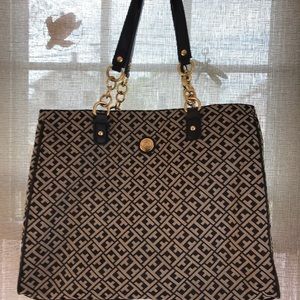 Women’s carry bag/ purse